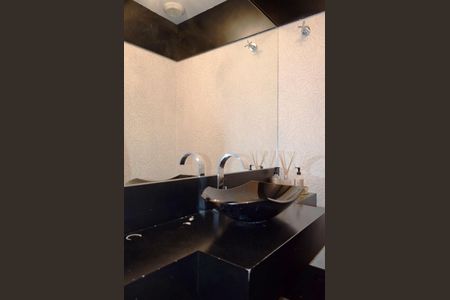 Apartamento à venda com 440m², 4 quartos e 5 vagasLavabo