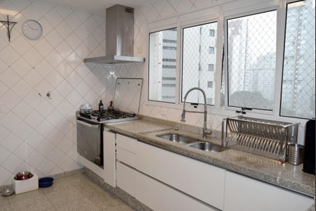Apartamento à venda com 440m², 4 quartos e 5 vagasCozinha