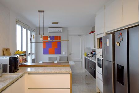 Apartamento à venda com 440m², 4 quartos e 5 vagasCozinha