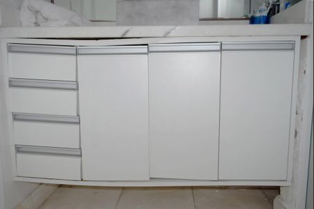 Apartamento à venda com 440m², 4 quartos e 5 vagasBanheiro da Suíte 3