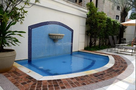 Apartamento à venda com 440m², 4 quartos e 5 vagasDeck