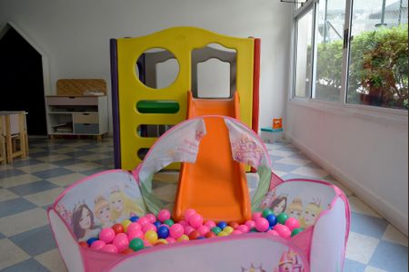 Apartamento à venda com 440m², 4 quartos e 5 vagasBrinquedoteca