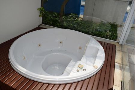 Apartamento à venda com 440m², 4 quartos e 5 vagasOfuro