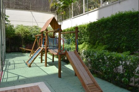 Apartamento à venda com 440m², 4 quartos e 5 vagasPlayground