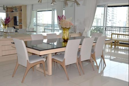 Apartamento à venda com 440m², 4 quartos e 5 vagasSala