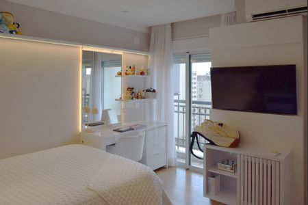 Apartamento à venda com 440m², 4 quartos e 5 vagasSuíte 2