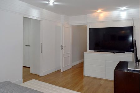 Apartamento à venda com 440m², 4 quartos e 5 vagasSuíte 4