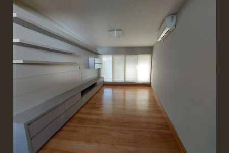 Casa para alugar com 350m², 4 quartos e 3 vagassala 2