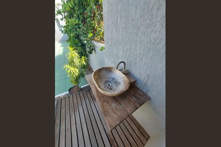 Casa para alugar com 350m², 4 quartos e 3 vagaslavabo