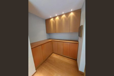 Casa para alugar com 350m², 4 quartos e 3 vagasbar