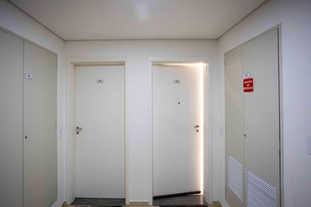Apartamento à venda com 45m², 2 quartos e sem vagaHall de entrada