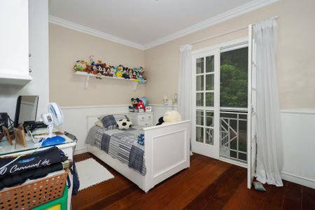 Casa de condomínio à venda com 578m², 5 quartos e 6 vagas Casa de condomínio à venda com 578m², 5 quartos e 6 vagasSuíte 3