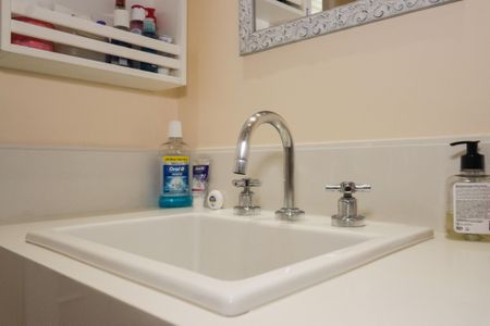 Casa de condomínio à venda com 578m², 5 quartos e 6 vagas Casa de condomínio à venda com 578m², 5 quartos e 6 vagasBanheiro da Suíte 4