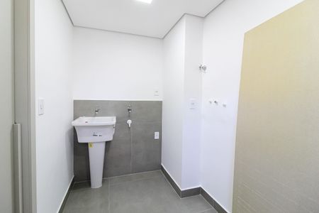 Apartamento à venda com 80m², 2 quartos e 1 vagaÁrea de Serviço
