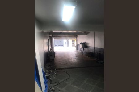 Casa à venda com 220m², 3 quartos e 5 vagas Casa à venda com 220m², 3 quartos e 5 vagasGaragem