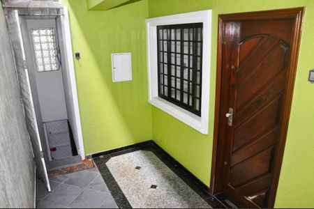 Casa à venda com 220m², 3 quartos e 5 vagas Casa à venda com 220m², 3 quartos e 5 vagasHall de entrada