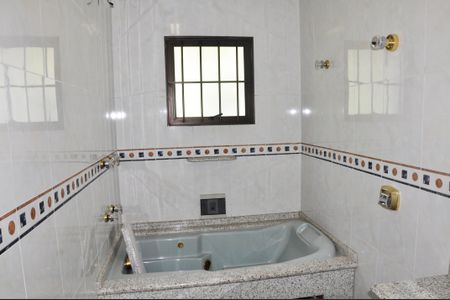 Casa à venda com 220m², 3 quartos e 5 vagas Casa à venda com 220m², 3 quartos e 5 vagasBanheiro da Suíte