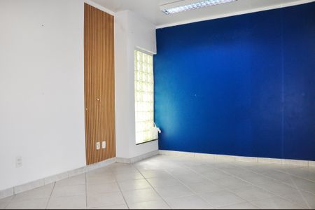 Casa à venda com 220m², 3 quartos e 5 vagas Casa à venda com 220m², 3 quartos e 5 vagasSuíte