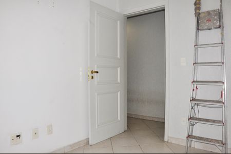 Casa à venda com 220m², 3 quartos e 5 vagas Casa à venda com 220m², 3 quartos e 5 vagasQuarto 2