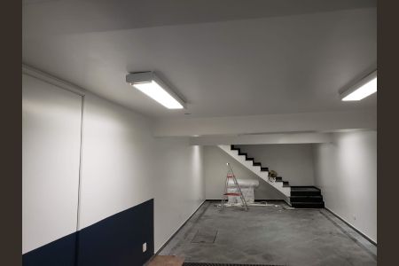 Casa à venda com 220m², 3 quartos e 5 vagas Casa à venda com 220m², 3 quartos e 5 vagasGaragem