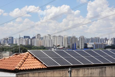 Casa à venda com 220m², 3 quartos e 5 vagas Casa à venda com 220m², 3 quartos e 5 vagasVista da Varanda da Suíte