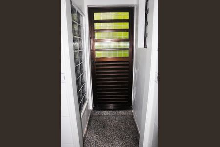 Casa à venda com 220m², 3 quartos e 5 vagas Casa à venda com 220m², 3 quartos e 5 vagasLavanderia