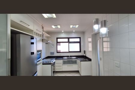 Apartamento à venda com 130m², 3 quartos e 3 vagasCozinha