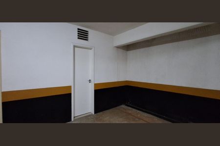 Apartamento à venda com 130m², 3 quartos e 3 vagasDepósito