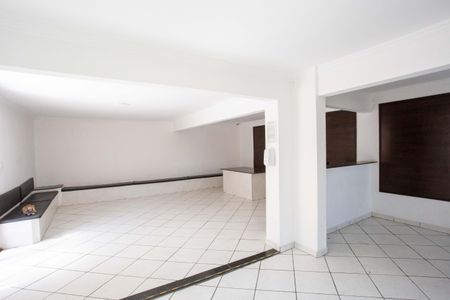 Apartamento para alugar com 57m², 2 quartos e 1 vagaÁrea comum - Salão de Festas