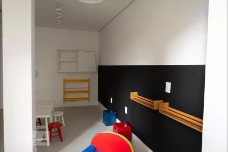 Apartamento para alugar com 42m², 2 quartos e 1 vaga Apartamento para alugar com 42m², 2 quartos e 1 vagaÁrea comum - Brinquedoteca