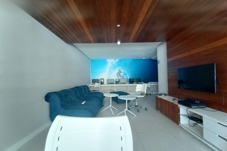 Apartamento à venda com 165m², 3 quartos e 2 vagas Apartamento à venda com 165m², 3 quartos e 2 vagasÁrea comum