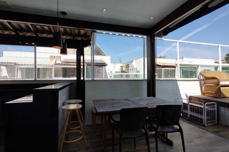 Apartamento à venda com 165m², 3 quartos e 2 vagas Apartamento à venda com 165m², 3 quartos e 2 vagasárea comum - Cobertura