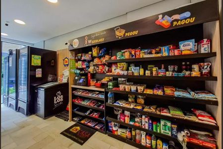 Studio à venda com 27m², 1 quarto e sem vagaMinimercado