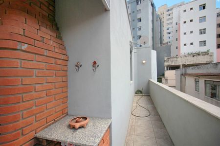 Apartamento à venda com 320m², 4 quartos e 2 vagasVaranda lateral