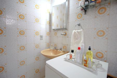 Apartamento à venda com 320m², 4 quartos e 2 vagasBanheiro da Suíte