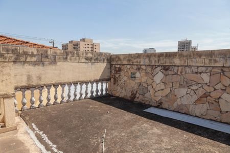 Casa para alugar com 252m², 3 quartos e 4 vagasVaranda