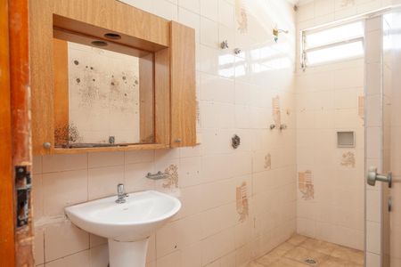 Casa para alugar com 252m², 3 quartos e 4 vagasBanheiro 2