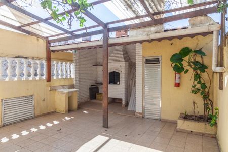 Casa para alugar com 252m², 3 quartos e 4 vagasÁrea comum - Churrasqueira