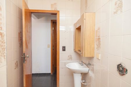 Casa para alugar com 252m², 3 quartos e 4 vagasBanheiro 2