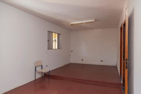 Casa para alugar com 252m², 3 quartos e 4 vagasQuarto Suíte