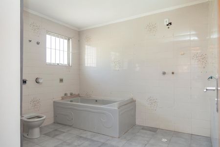 Casa para alugar com 252m², 3 quartos e 4 vagasBanheiro suite