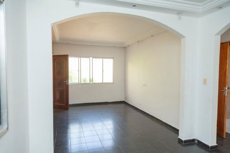 Casa para alugar com 252m², 3 quartos e 4 vagasSala