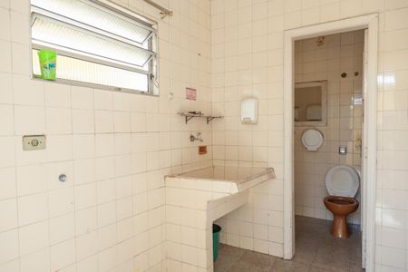 Casa para alugar com 252m², 3 quartos e 4 vagasÁrea de Serviço