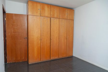 Casa para alugar com 252m², 3 quartos e 4 vagasQuarto 3