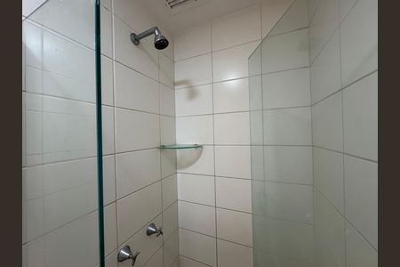 Apartamento à venda com 121m², 3 quartos e 2 vagas Apartamento à venda com 121m², 3 quartos e 2 vagasSuíte 1 - Banheiro