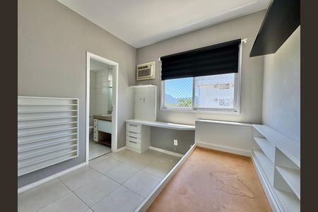 Apartamento à venda com 121m², 3 quartos e 2 vagas Apartamento à venda com 121m², 3 quartos e 2 vagasSuíte 2