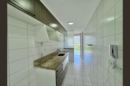 Apartamento à venda com 121m², 3 quartos e 2 vagas Apartamento à venda com 121m², 3 quartos e 2 vagasCozinha e Área de Serviço