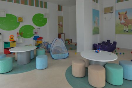 Apartamento à venda com 121m², 3 quartos e 2 vagas Apartamento à venda com 121m², 3 quartos e 2 vagasÁrea comum