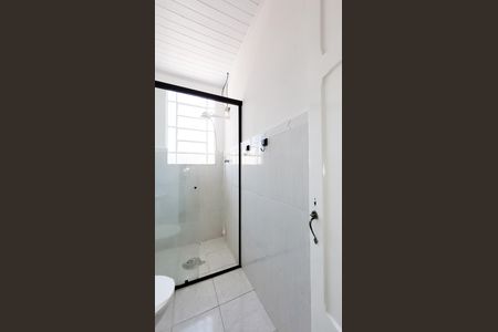 Casa para alugar com 106m², 3 quartos e 1 vaga Casa para alugar com 106m², 3 quartos e 1 vagaBanheiro