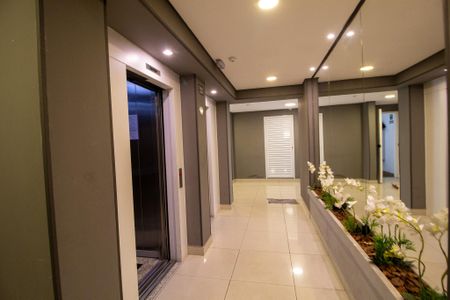 Apartamento para alugar com 92m², 2 quartos e 2 vagas Apartamento para alugar com 92m², 2 quartos e 2 vagasHall de entrada